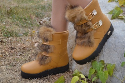 【新款爆款批發(fā) 鉆飾簡(jiǎn)約時(shí)尚女靴棉靴批發(fā) 女式棉靴廠價(jià)批發(fā)】?jī)r(jià)格,廠家,圖片,單靴、棉靴,聊城市東昌府區(qū)榮富來(lái)鞋業(yè)批發(fā)門市部-